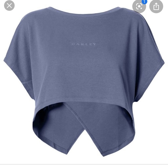 Oakley Tops - Oakley luxe crop top sz s/m